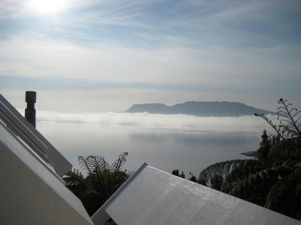 Te Whare -Lake Tarawera Tree-Top Nest Exterior foto